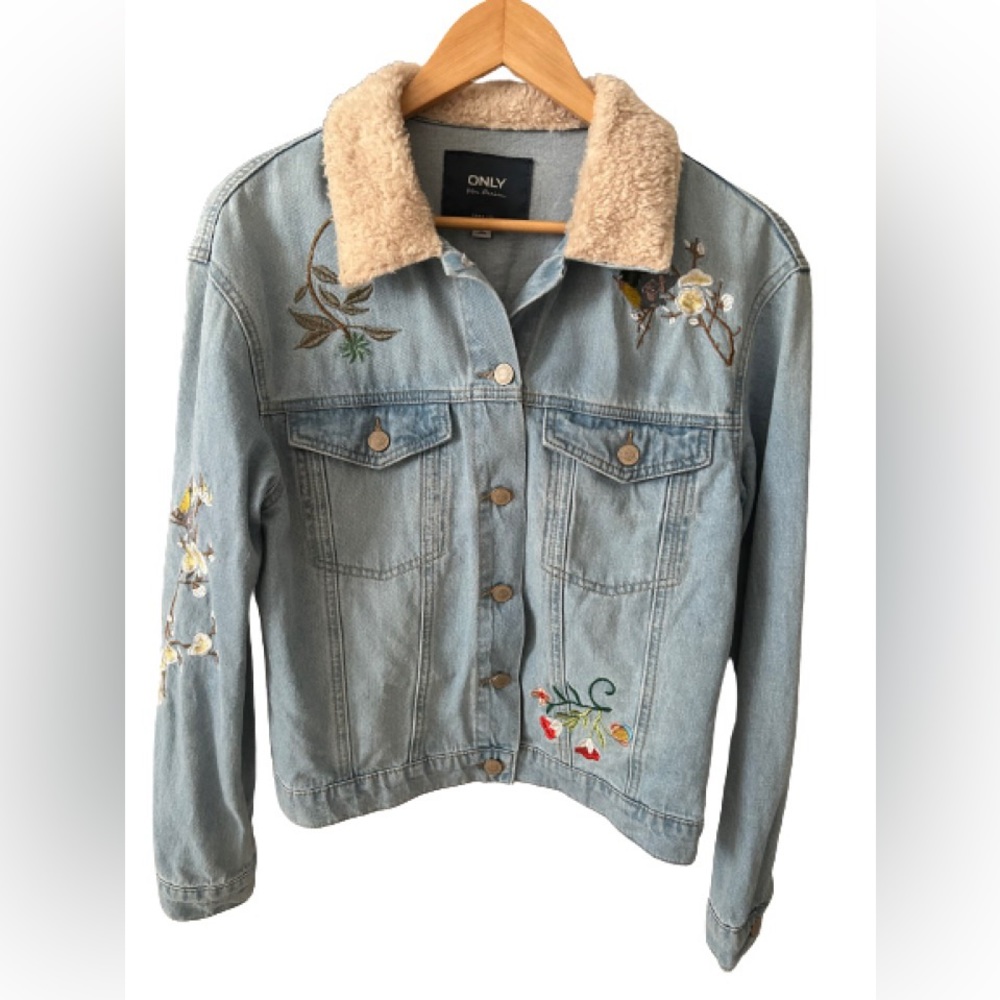 ONLY Blue Denim Anno 1995 High Quality Flower Embroided
